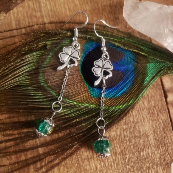 Lucky Clover Heart Shamrock earrings Long~Celtic~St Patrick's day~Irish Gift - Picture 12 of 13
